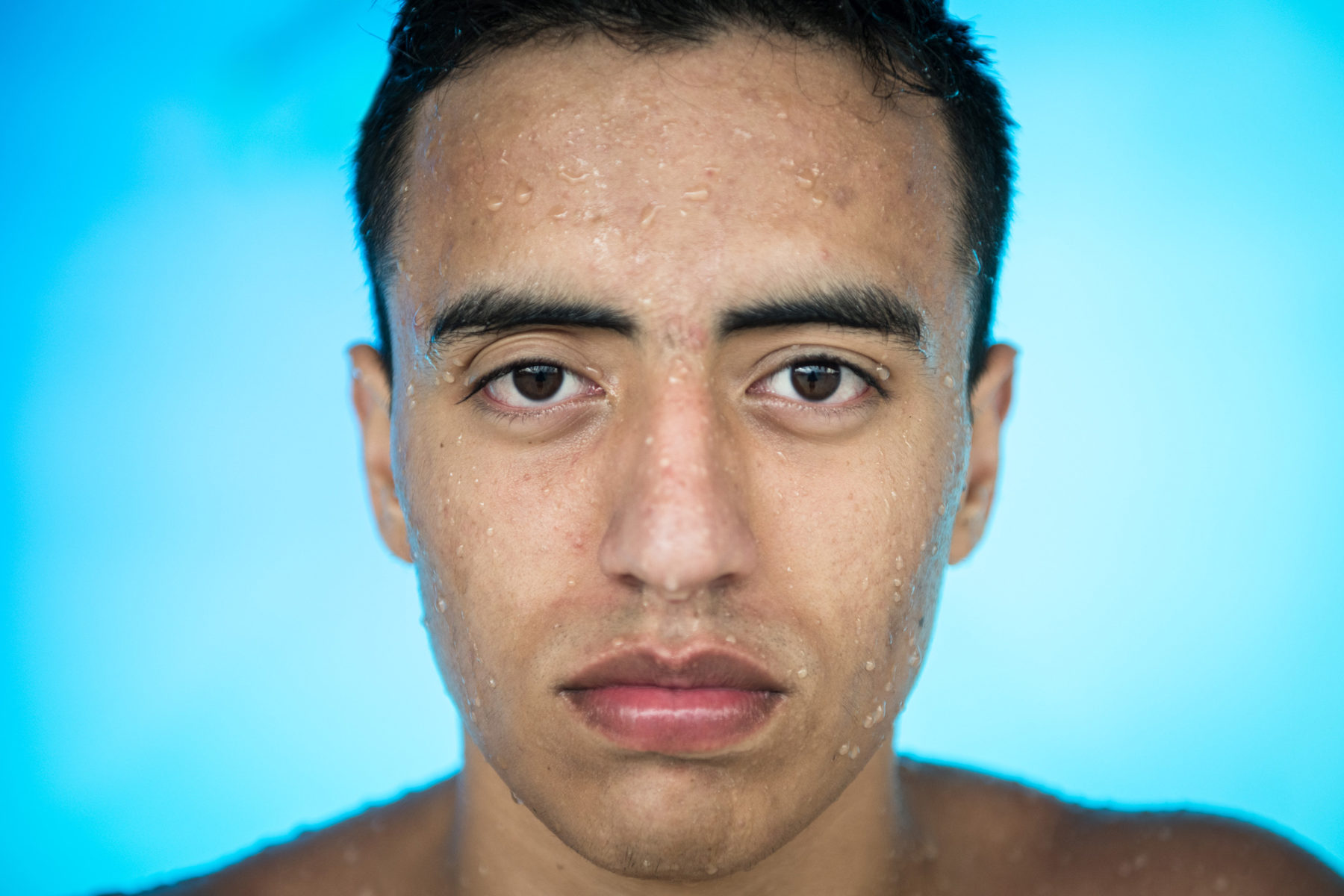 Daniel Londoño has been passionate about underwater hockey since he was 14 years old. He trains five days a week and takes part in tournaments on the weekends. He is the first in his family to leave Colombia thanks to the sport. In 2017, he flew with the national team to Australia for the World Cup. His dream is to become the world champion in England in 2019—once he gets the money for the trip together.